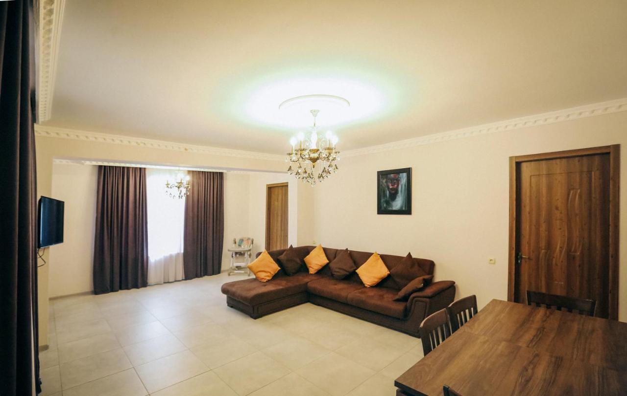 Bebo Babu Guest House Κουτάισι Εξωτερικό φωτογραφία