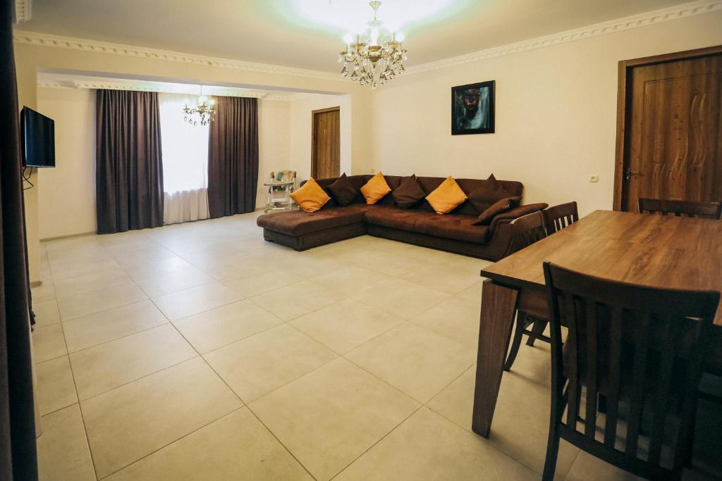 Bebo Babu Guest House Κουτάισι Εξωτερικό φωτογραφία